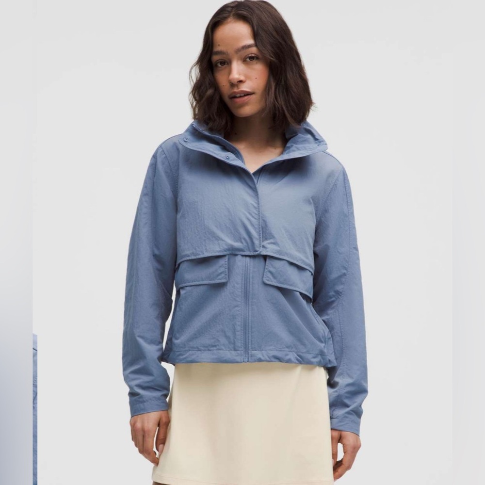 Lululemon NWT Always Effortless Jacket size 6 * Washed Denim